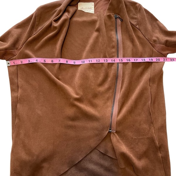 Altar’d State Tan Brown Vegan Faux Leather Suede Fall Zip Jacket Long Sleeve - Picture 3 of 10